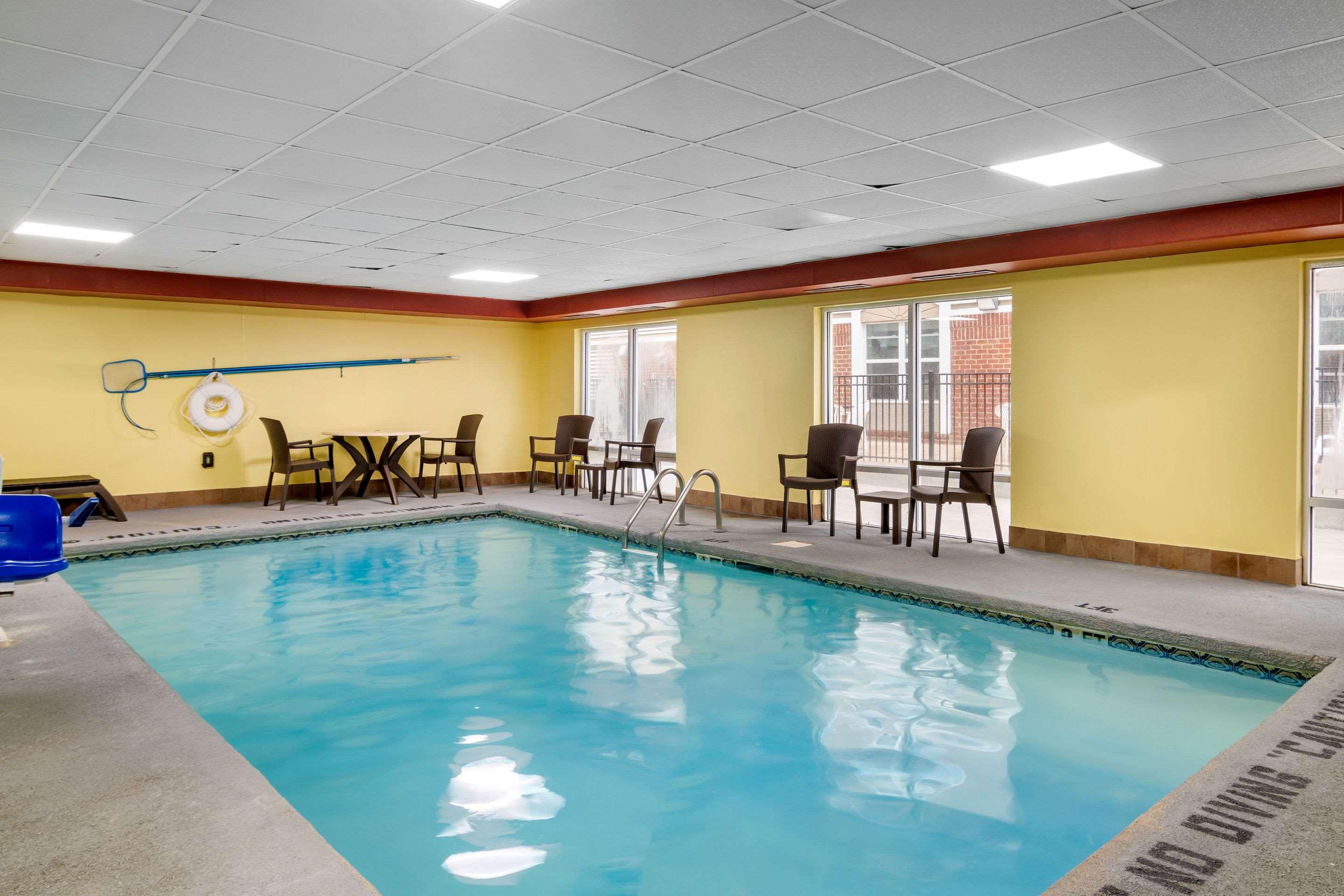 Comfort Inn & Suites Macon North I-75 Exterior foto